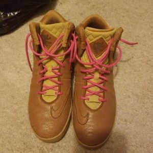 Excellent condition Lebron James Nike boots